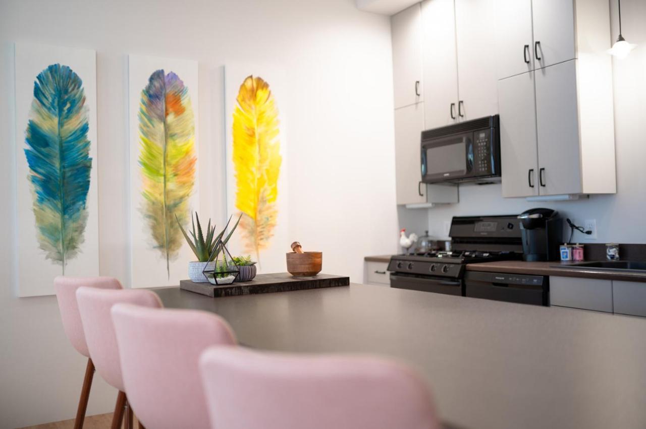 115 N Main Huge 2 Bedroom Unit On Main Street Saint Charles Luaran gambar